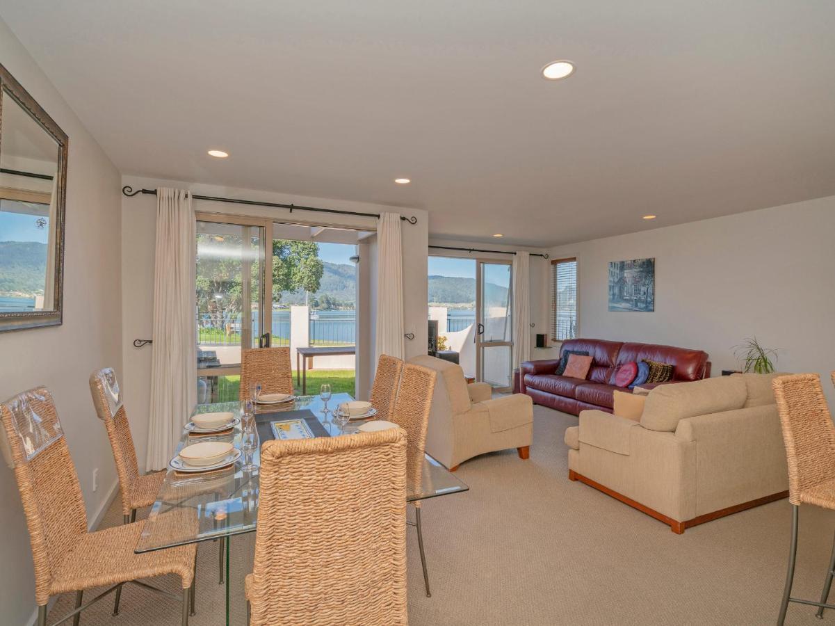 Tairua Waterfront Retreat - Tairua Apartment Eksteriør billede