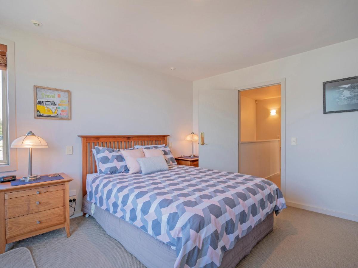 Tairua Waterfront Retreat - Tairua Apartment Eksteriør billede